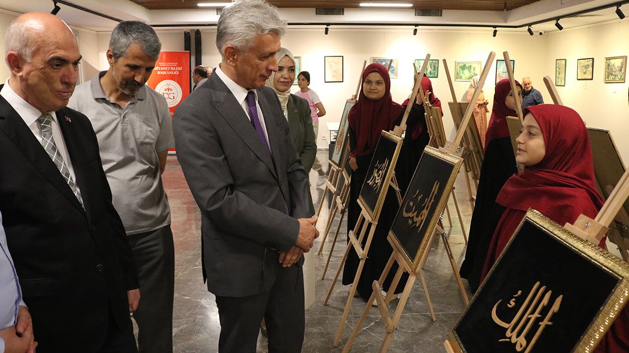 Mersin'de "Mevlid-i Nebi Sanat Sergisi" açıldı
