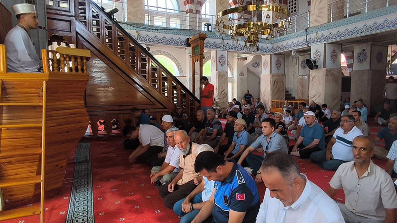 Anamur’da 15 Temmuz şehitleri dualarla anıldı