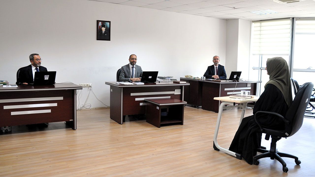 Umre görevli mülakatları sürüyor