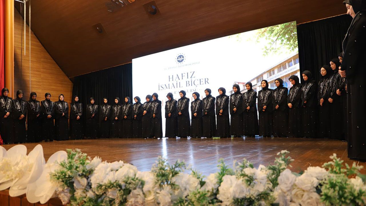 Karapürçek'te hafızlar icazet aldı