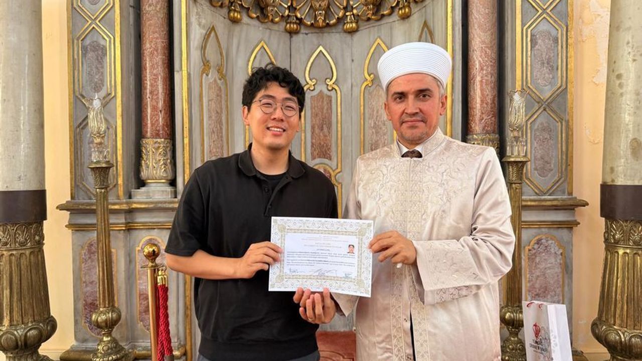 Güney Koreli Gyuyoun Shin Müslüman oldu