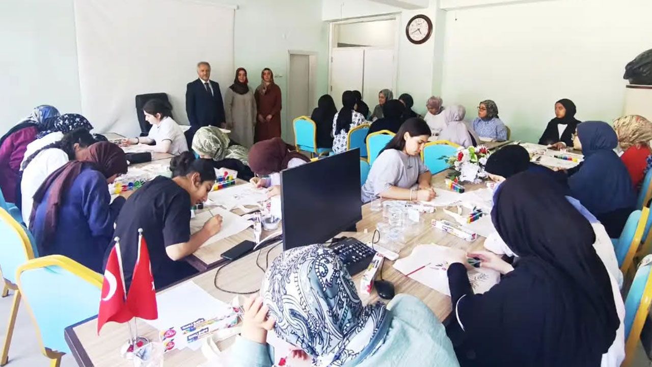 Bitlis'te "Modern Dünyada Benden Bize" projesi