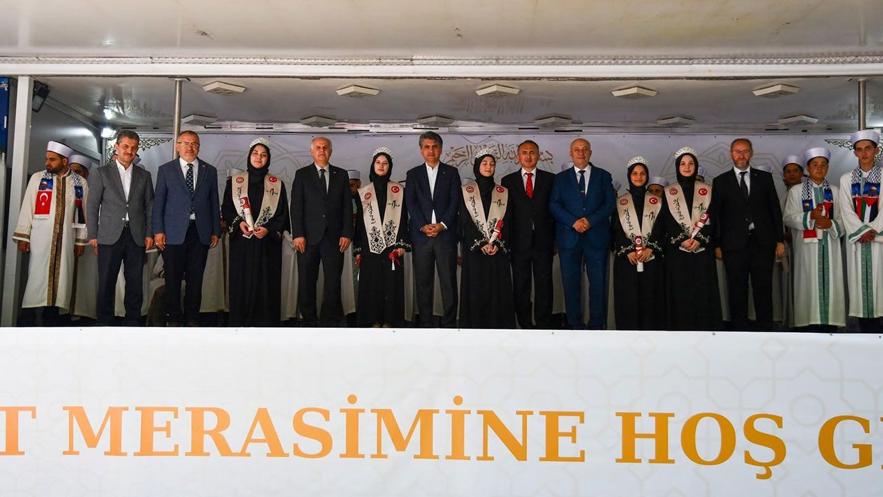 Yeniçağa'da 37 hafız icazet aldı