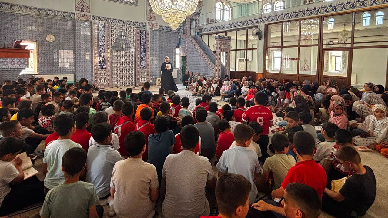 Çelikhan'da "camide yazar çocuk buluşması" gerçekleştirildi
