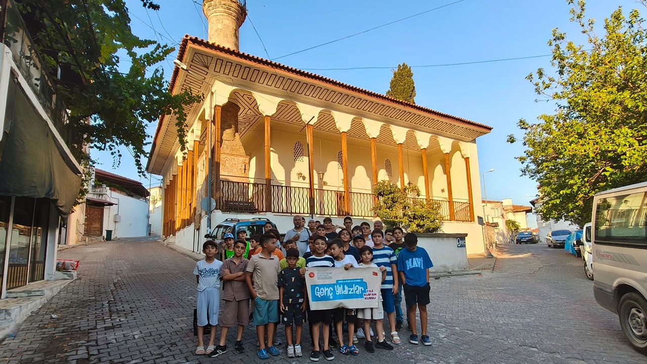 Genç hafızlar Muğla'yı gezdi