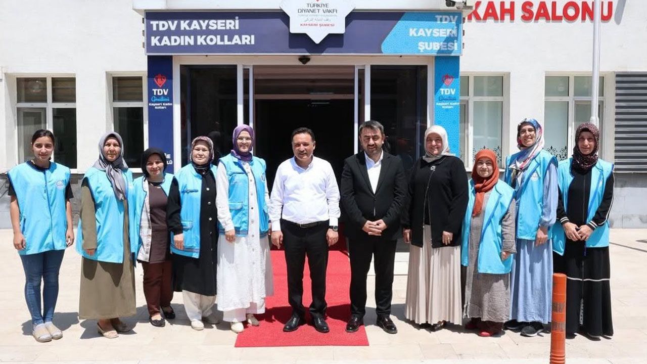 Vali Çiçek'ten TDV'ye ziyaret