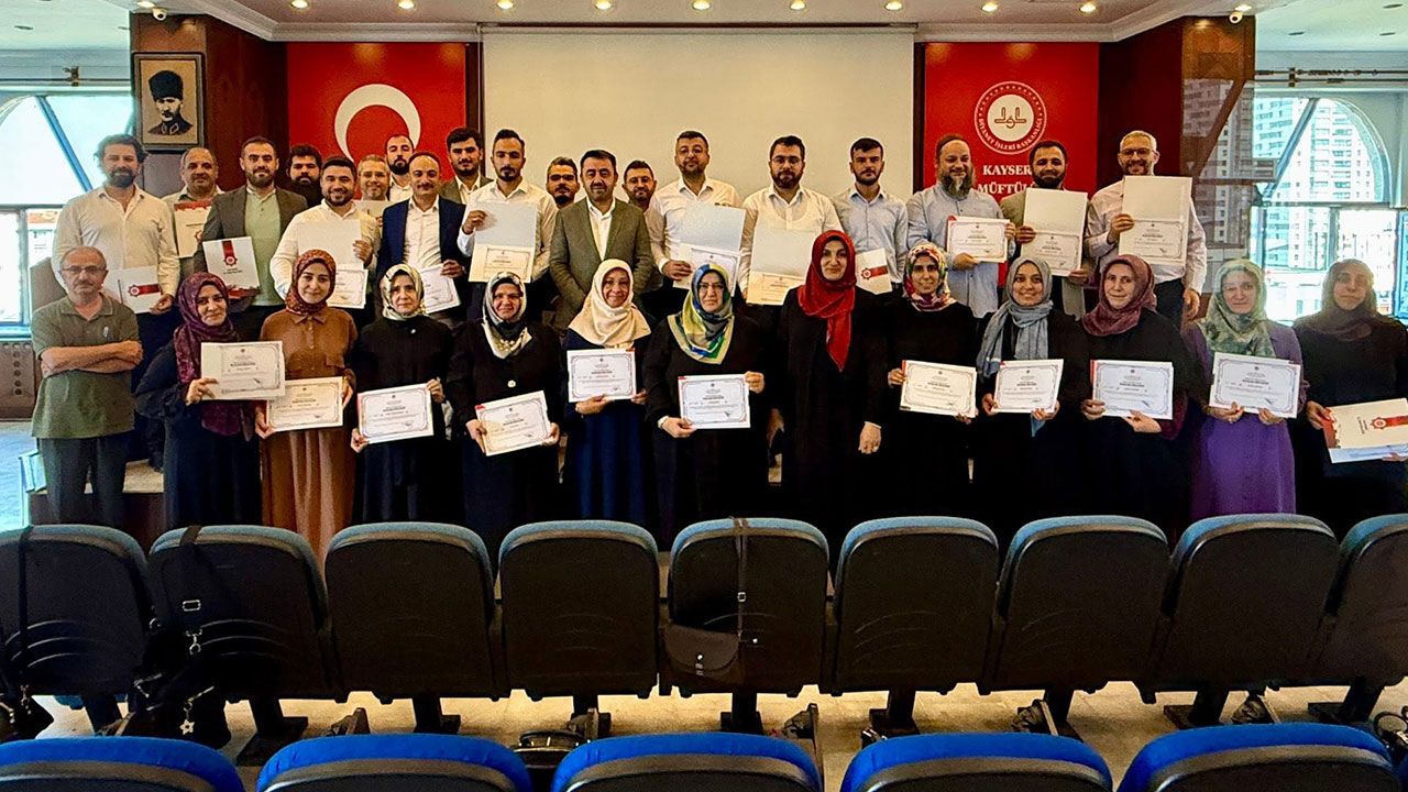 Kayseri'de Tahsih-i Huruf Kursu tamamlandı
