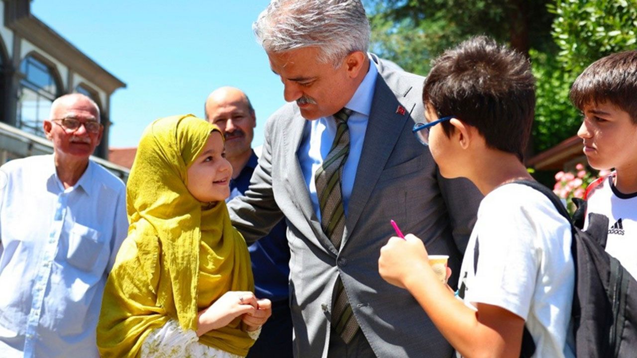 Vali Makas, Kur'an kursu öğrencileriyle buluştu