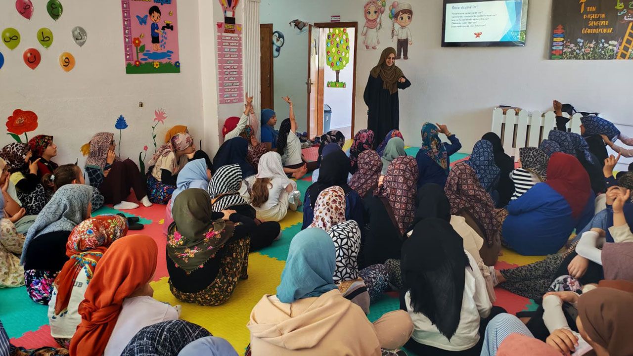 İvrindi’de değerler eğitimi seminerleri düzenlendi