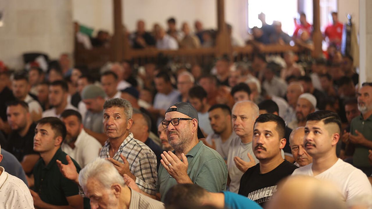 Bu haftaki cuma hutbesinde "kardeşlik" konusu ele alındı