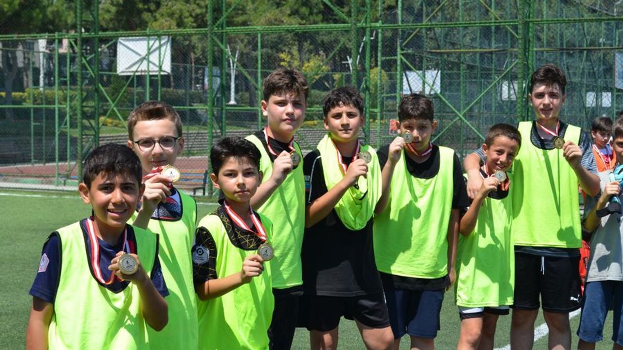 Esenler’de yaz Kur’an kursları arası futbol turnuvası