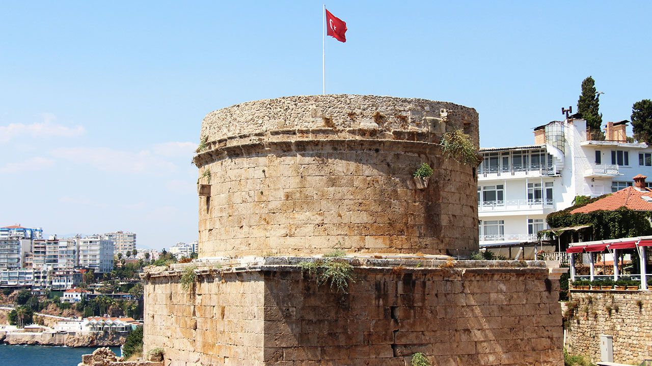 2 bin yıllık tarih, Kaleiçi'nde yaşatılıyor