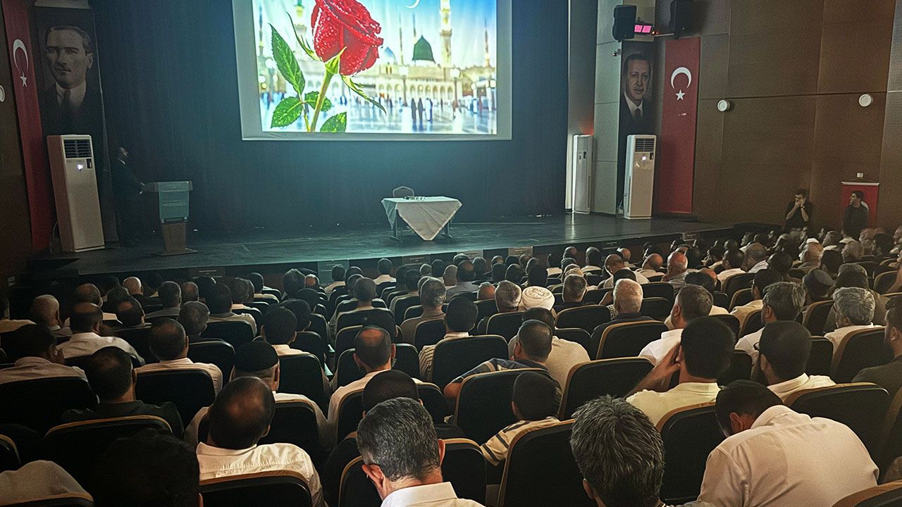 Malatya'da "Peygamberimiz ve Güzel Ahlak" konferansı