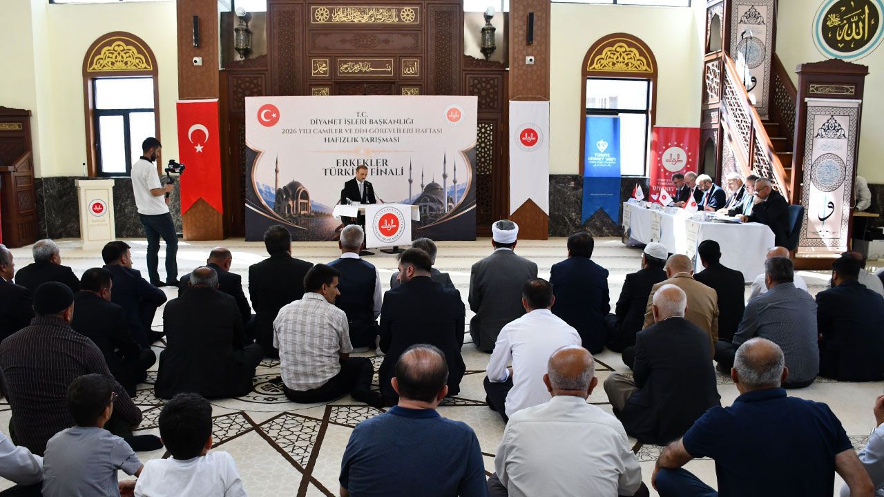 Hakkari'de "Hafızlık Yarışması Erkekler Türkiye Finali" düzenlendi