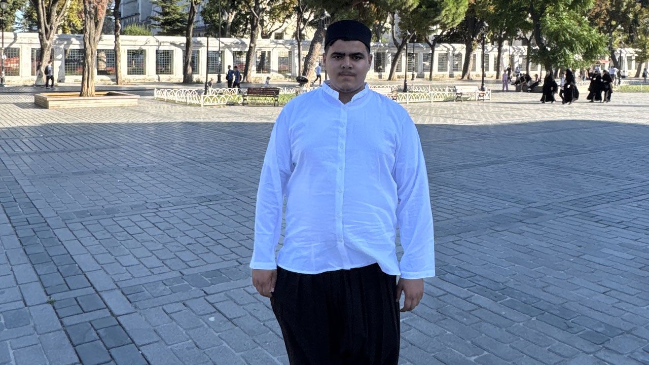 İmam hatipli genç, İstanbul'dan otostopla umre gitti
